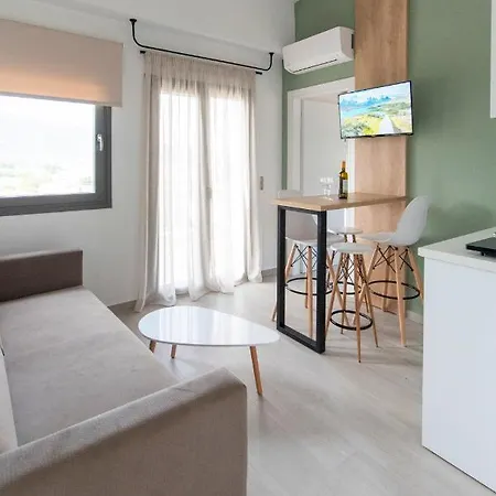 Hill Thassos בית הארחה